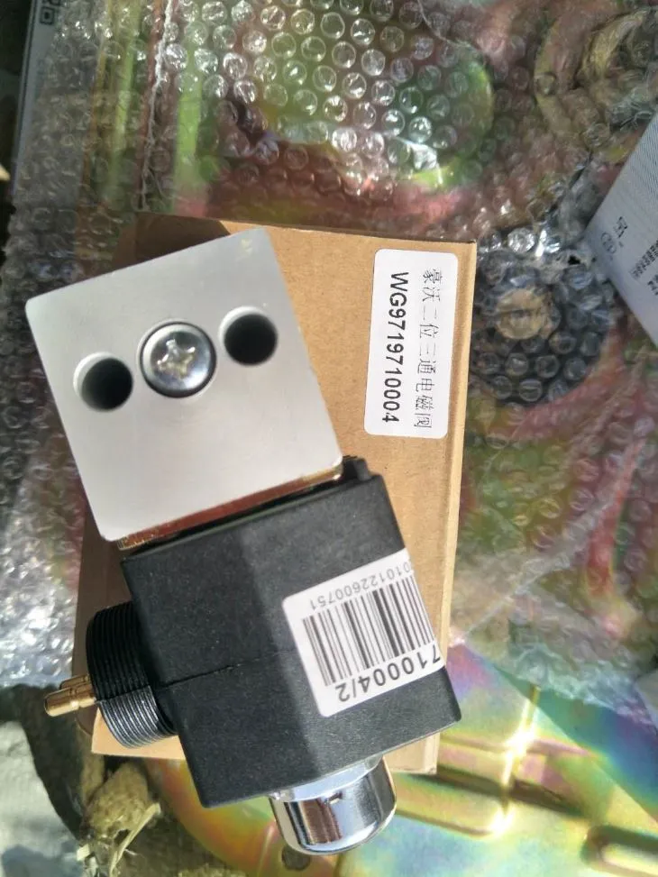 Sinotruk HOWO Solenoid Valve WG971910004